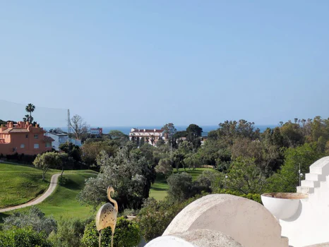 Town House for sale in Las Chapas, Marbella East