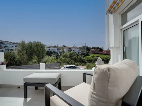 Town House for sale in Las Chapas, Marbella East