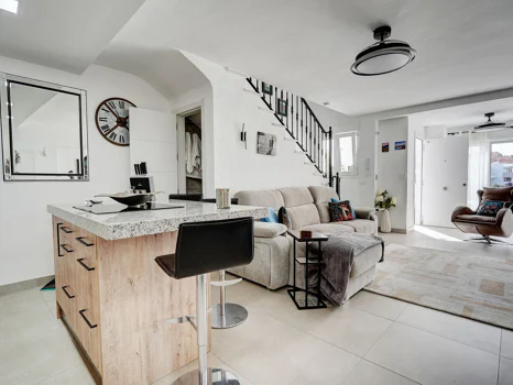 Town House for sale in Las Chapas, Marbella East