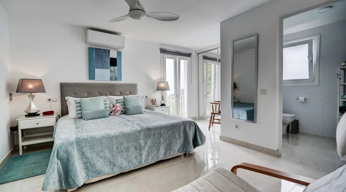 Villa for sale in Mijas