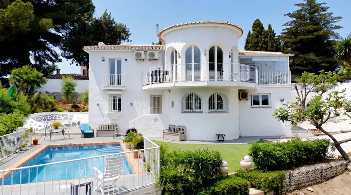 Villa for sale in Mijas