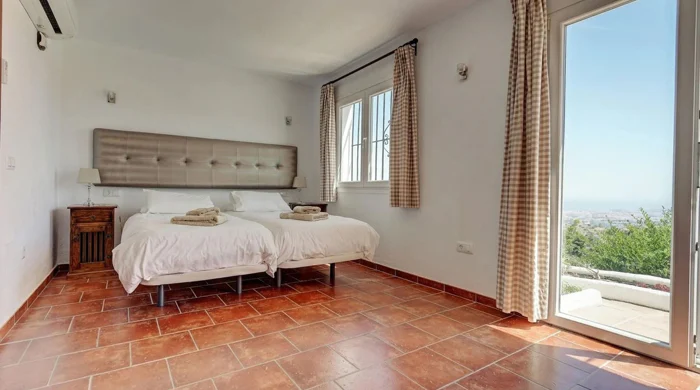 Villa for sale in Mijas