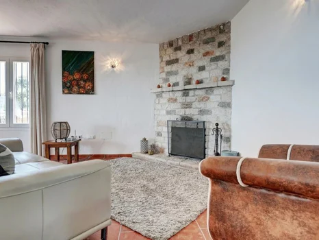 Villa for sale in Mijas