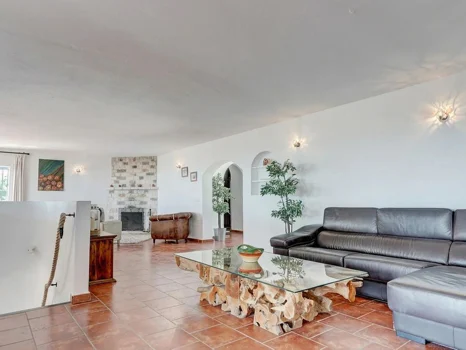 Villa for sale in Mijas