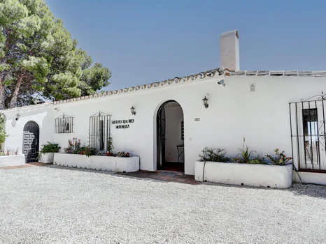 Villa for sale in Mijas