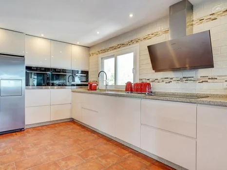Villa for sale in Mijas