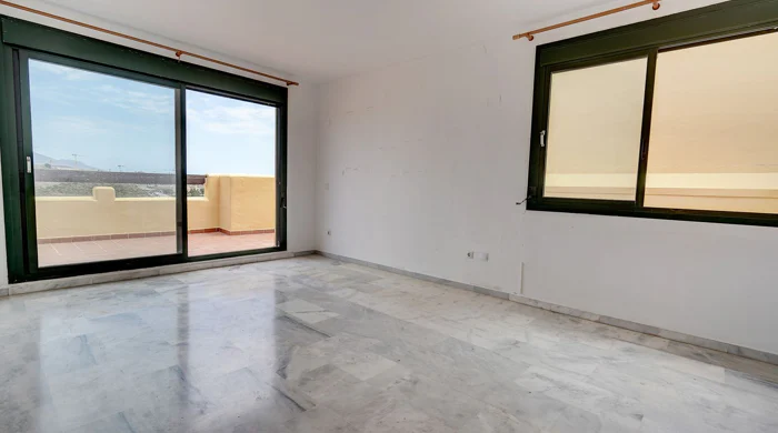 Penthouse for sale in Miraflores, Mijas Costa