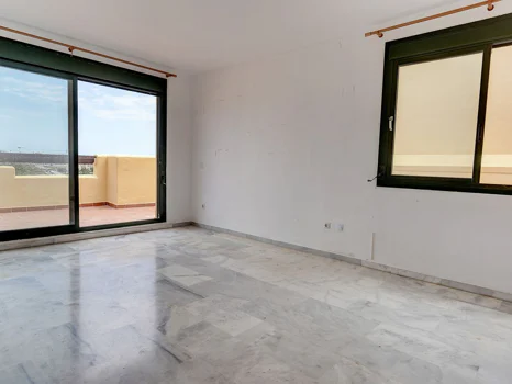 Penthouse for sale in Miraflores, Mijas Costa