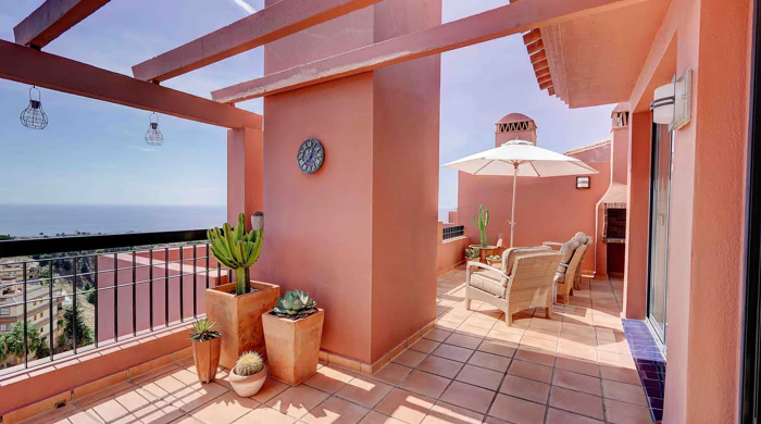 Penthouse for sale in Calahonda, Mijas Costa