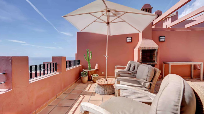 Penthouse for sale in Calahonda, Mijas Costa