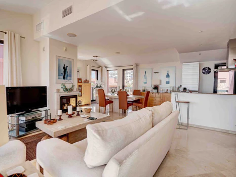 Penthouse for sale in Calahonda, Mijas Costa