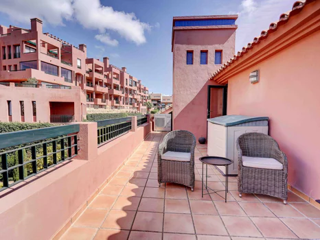 Penthouse for sale in Calahonda, Mijas Costa
