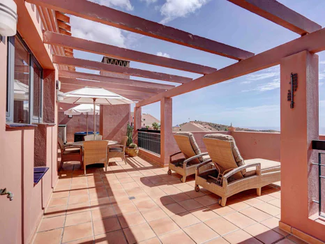 Penthouse for sale in Calahonda, Mijas Costa