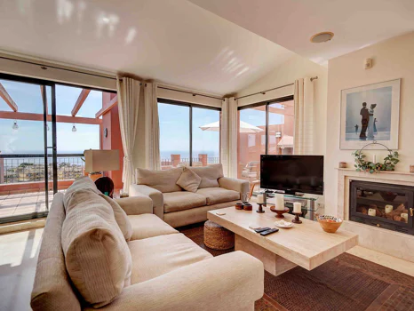 Penthouse for sale in Calahonda, Mijas Costa