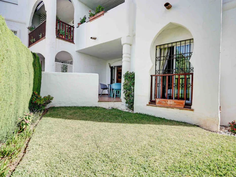 Ground Floor Apartment for sale in Calahonda, Mijas Costa
