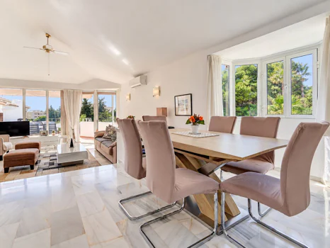 Penthouse for sale in Calahonda, Mijas Costa