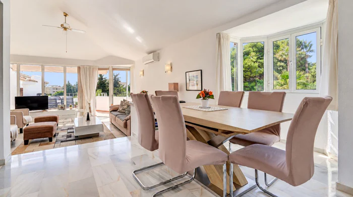 Penthouse for sale in Calahonda, Mijas Costa