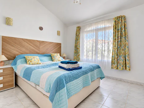 Penthouse for sale in Calahonda, Mijas Costa