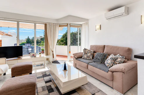 Penthouse for sale in Calahonda, Mijas Costa