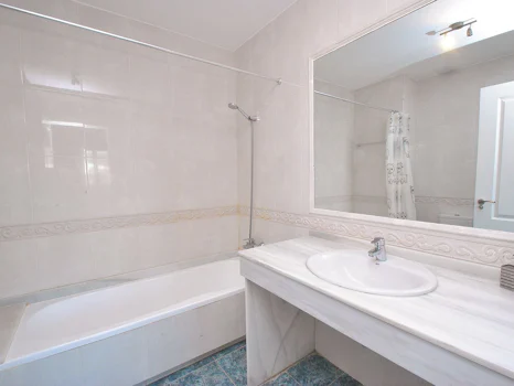 Town House for sale in Cabopino, Marbella East