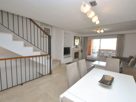 Town House for sale in Cabopino, Marbella East