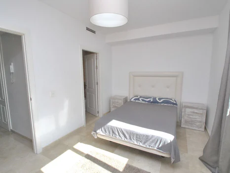Town House for sale in Cabopino, Marbella East
