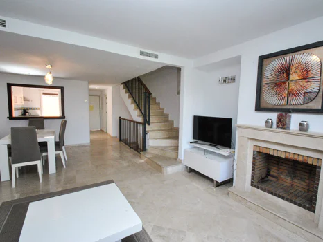 Town House for sale in Cabopino, Marbella East