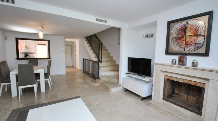 Town House for sale in Cabopino, Marbella East