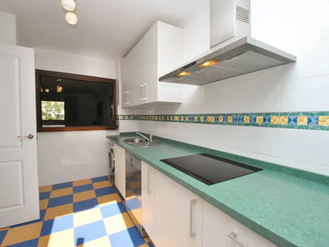 Town House for sale in Cabopino, Marbella East