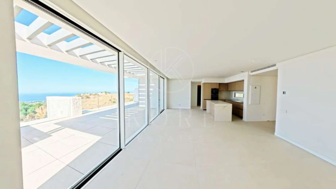 Development in La Mairena, Marbella East