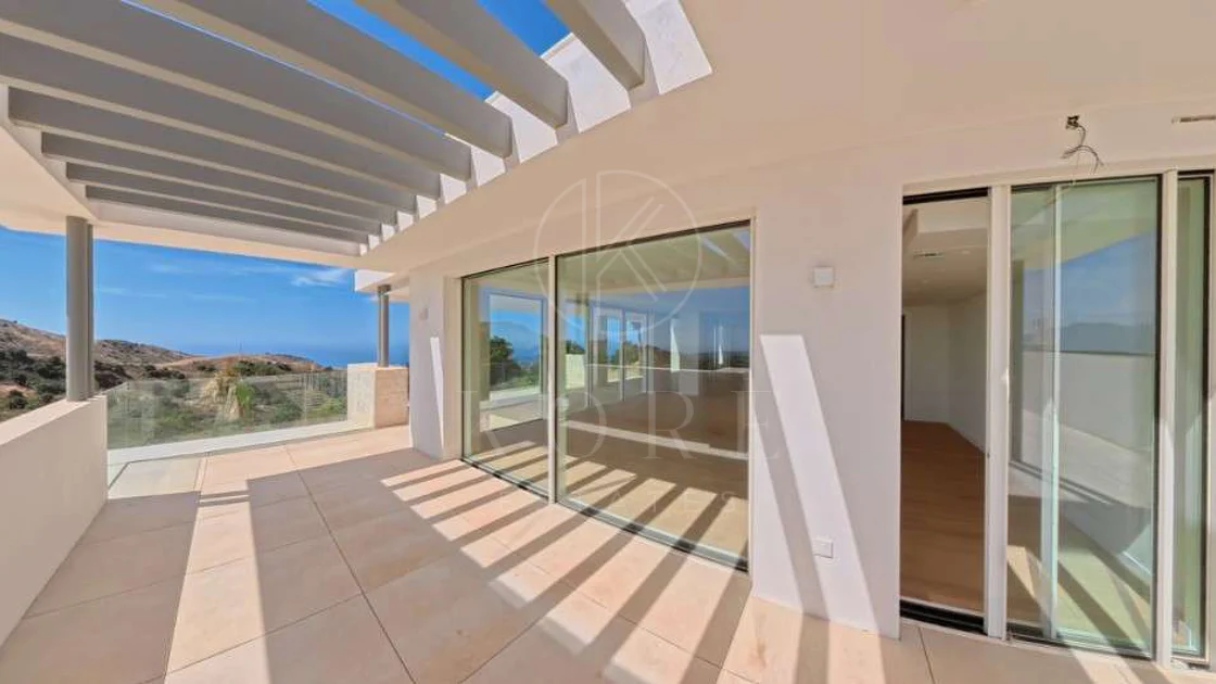Development in La Mairena, Marbella East