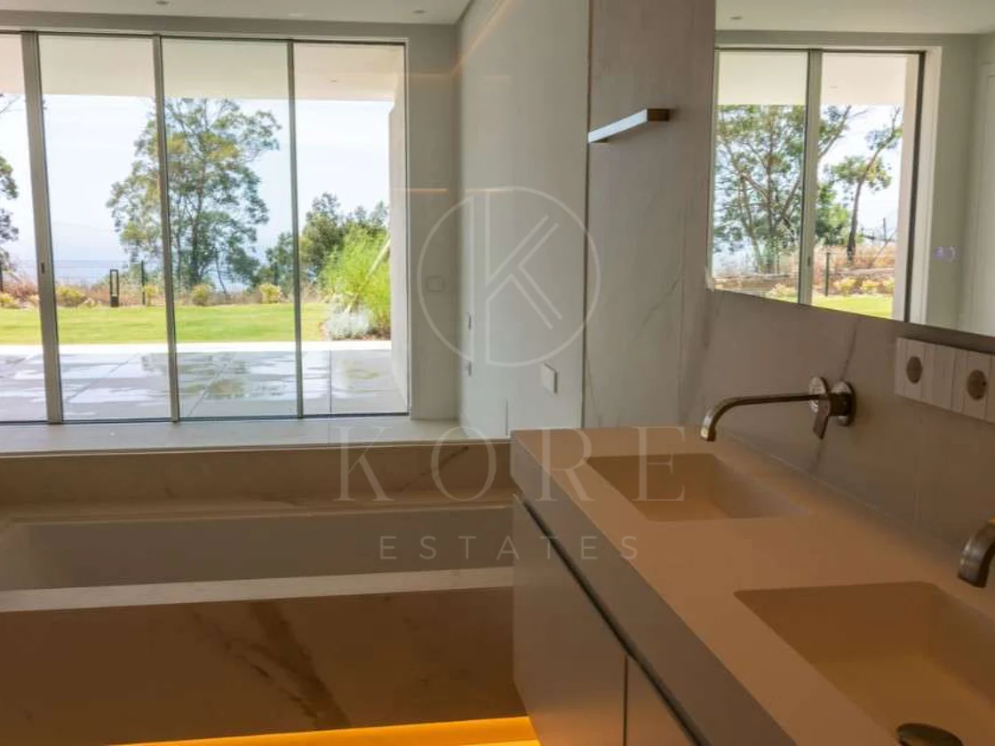 Development in La Mairena, Marbella Est
