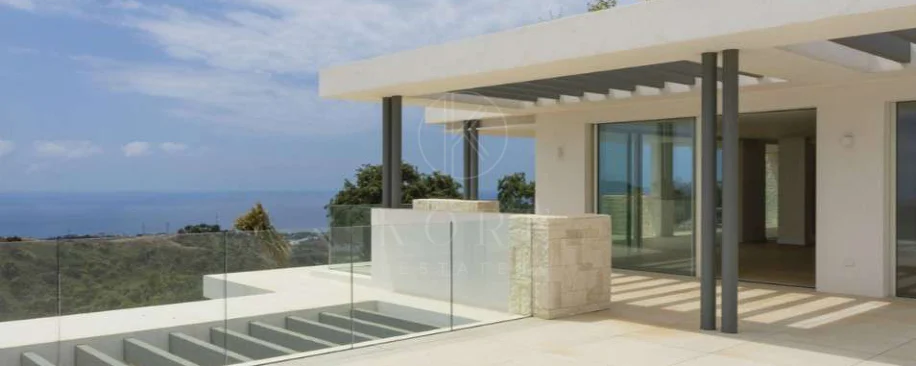 Development in La Mairena, Marbella East