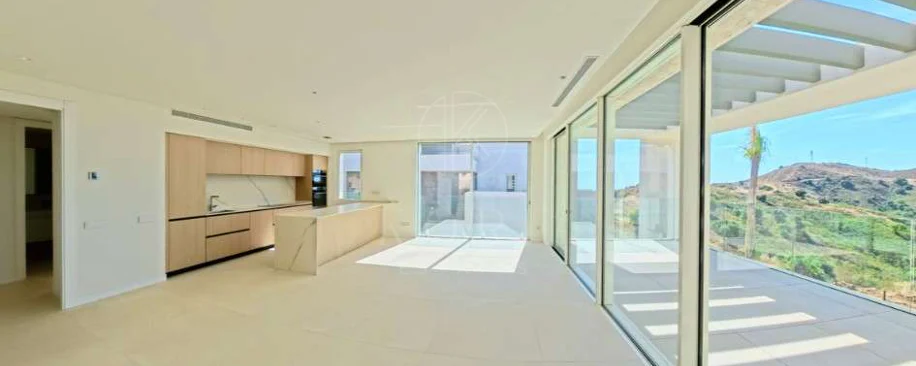 Development in La Mairena, Marbella East