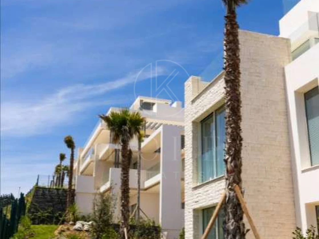Development in La Mairena, Marbella Est