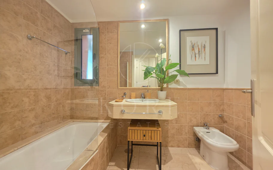 Exquisite Ground Floor Apartment in Benatalaya