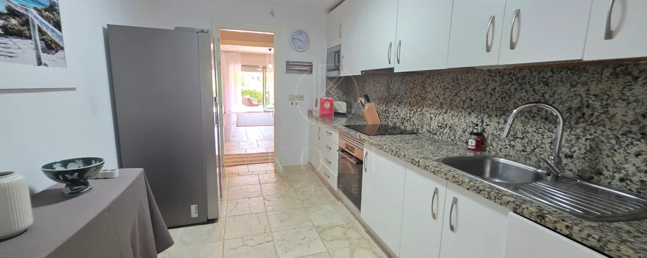 Apartament deosebit la parter în Benatalaya