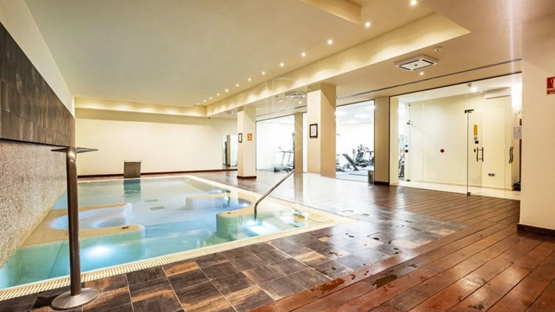 Apartament deosebit la parter în Benatalaya
