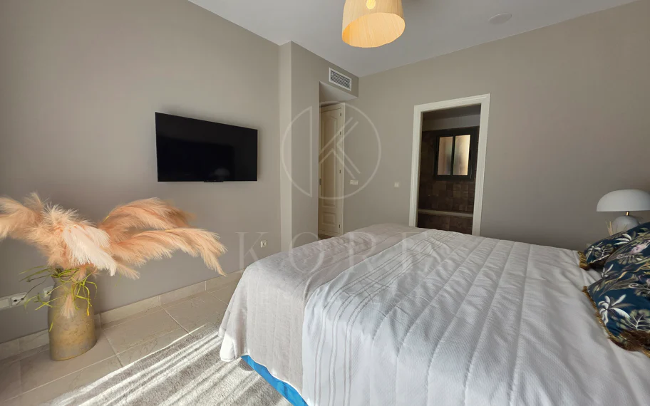 Exquisite Ground Floor Apartment in Benatalaya