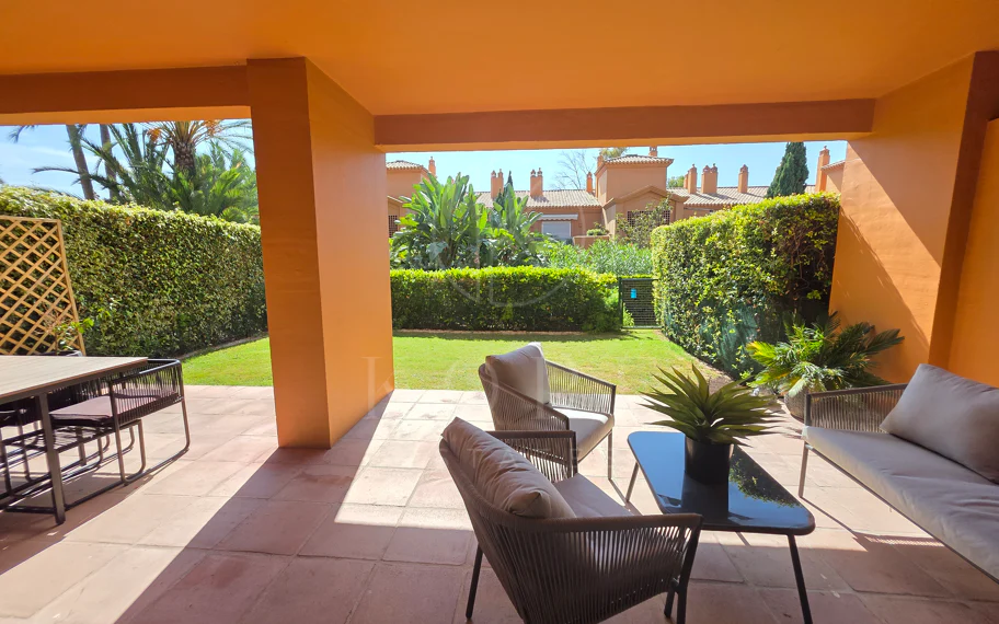 Exquisite Ground Floor Apartment in Benatalaya