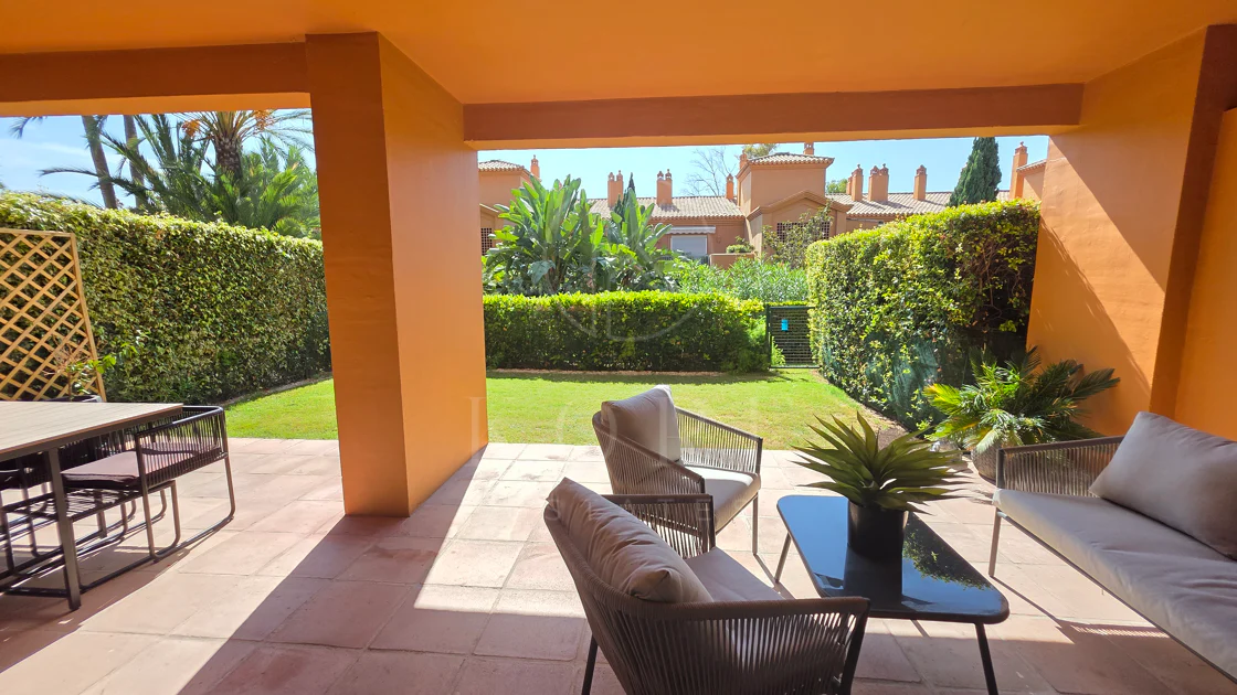 Apartament deosebit la parter în Benatalaya