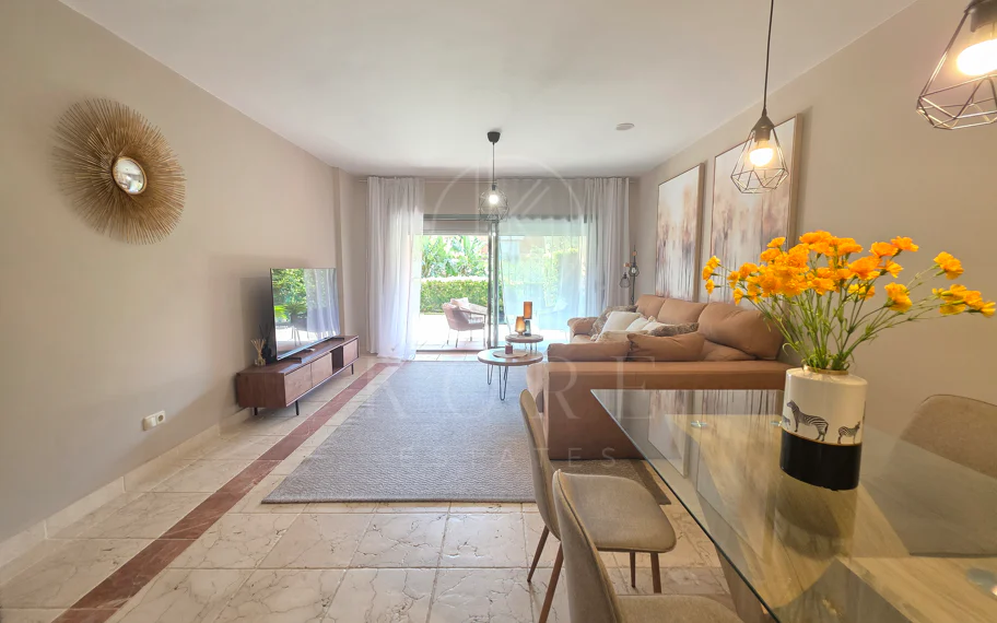 Exquisite Ground Floor Apartment in Benatalaya