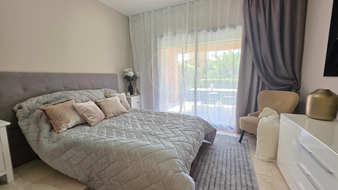 Apartament deosebit la parter în Benatalaya