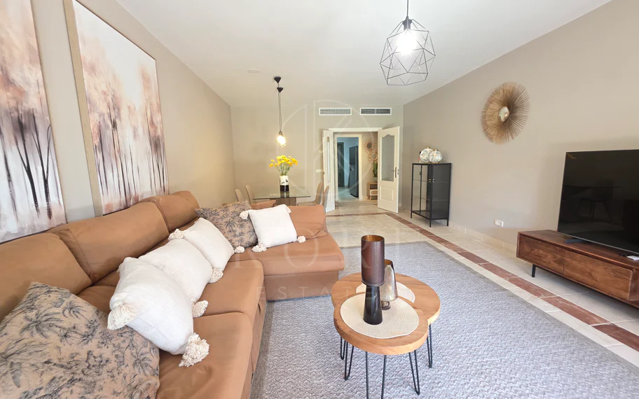 Exquisite Ground Floor Apartment in Benatalaya