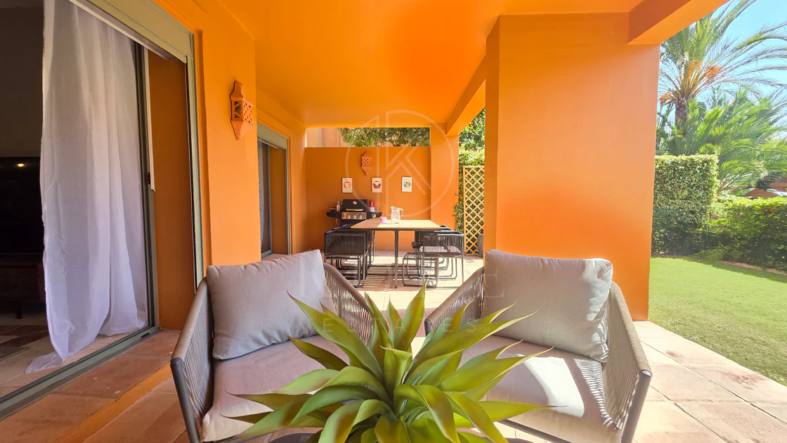 Apartament deosebit la parter în Benatalaya