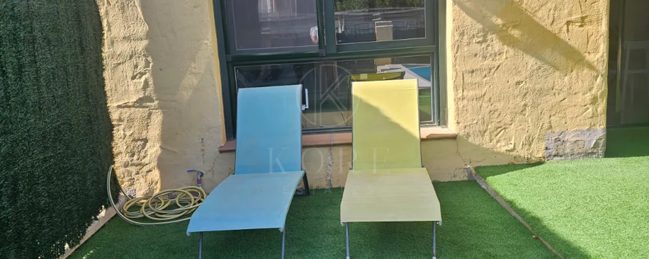 Adosado totalmente renovado con potencial de expansión en Riviera Beach, Cancelada