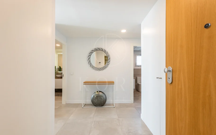Stylish 2 bedrooms apartment with terrace and sea views in Panoramica, El Higueron