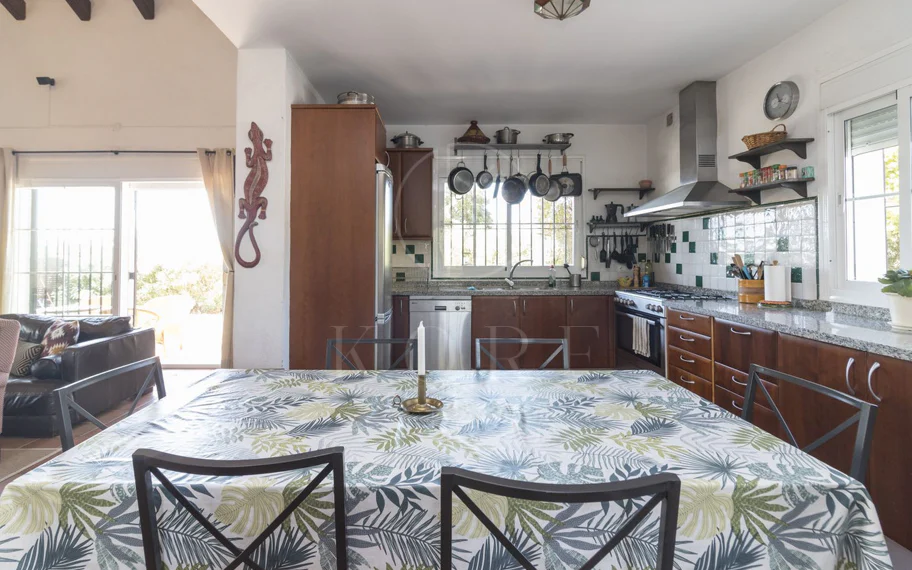 Villa en venta en Estepona