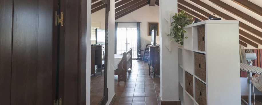 Villa for sale in Estepona