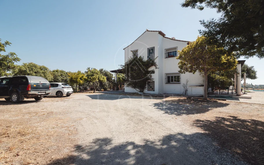 Villa en venta en Estepona